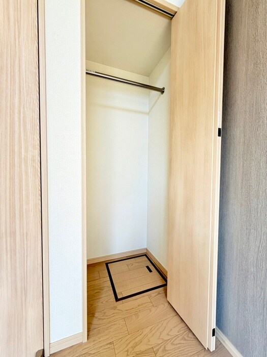 Ｌｕｎａｒｉｓ　Ｅｂｉｎａの物件内観写真