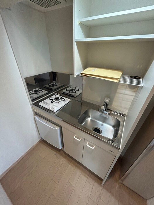 Ｌｕｎａｒｉｓ　Ｅｂｉｎａの物件内観写真