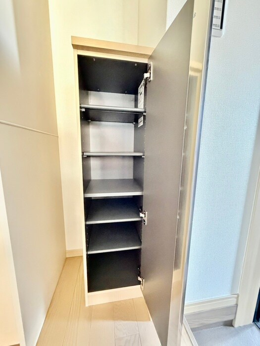 Ｌｕｎａｒｉｓ　Ｅｂｉｎａの物件内観写真