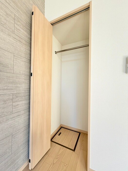 Ｌｕｎａｒｉｓ　Ｅｂｉｎａの物件内観写真