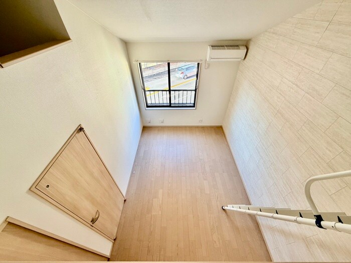 Ｌｕｎａｒｉｓ　Ｅｂｉｎａの物件内観写真