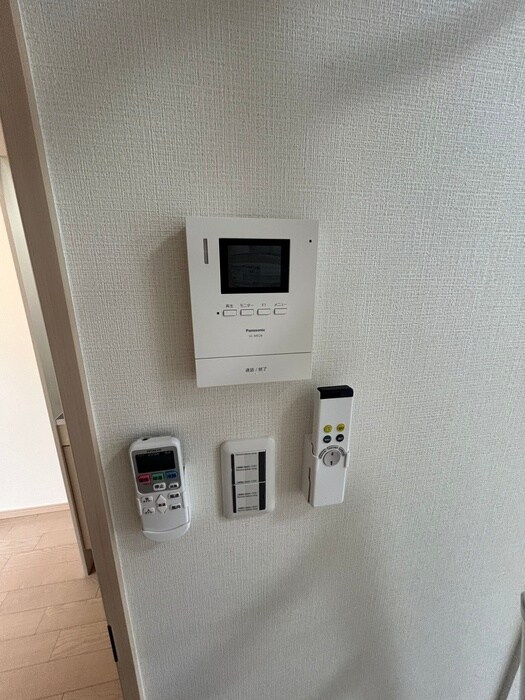 Ｌｕｎａｒｉｓ　Ｅｂｉｎａの物件内観写真