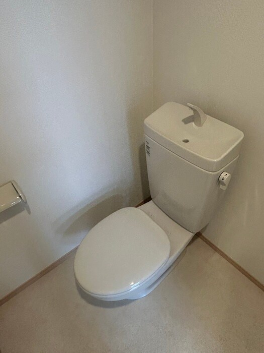 Ｌｕｎａｒｉｓ　Ｅｂｉｎａの物件内観写真