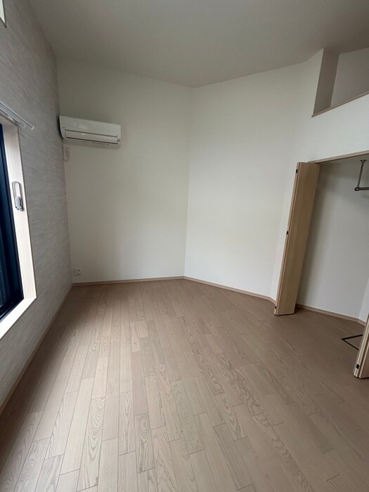 Ｌｕｎａｒｉｓ　Ｅｂｉｎａの物件内観写真