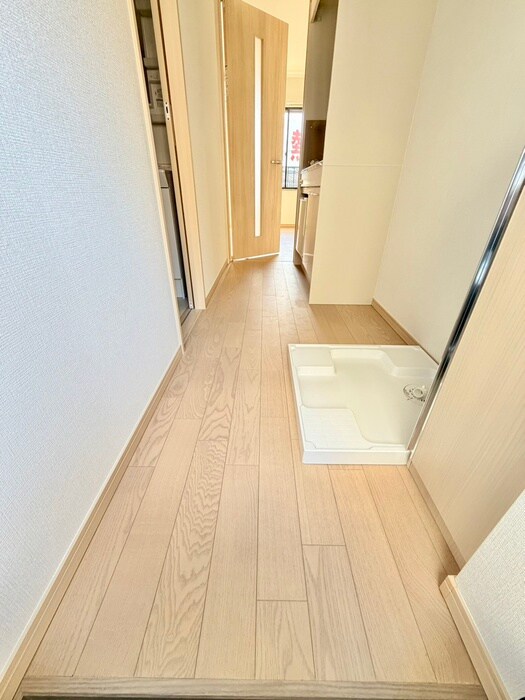 Ｌｕｎａｒｉｓ　Ｅｂｉｎａの物件内観写真