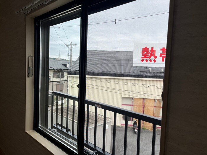 Ｌｕｎａｒｉｓ　Ｅｂｉｎａの物件内観写真