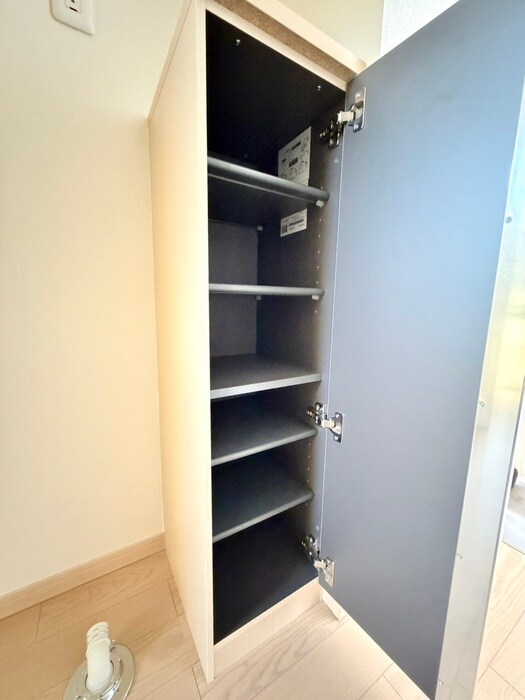 Ｌｕｎａｒｉｓ　Ｅｂｉｎａの物件内観写真