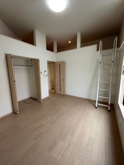 Ｌｕｎａｒｉｓ　Ｅｂｉｎａの物件内観写真