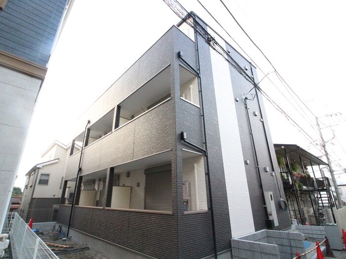 ジーメゾン綾瀬の物件外観写真