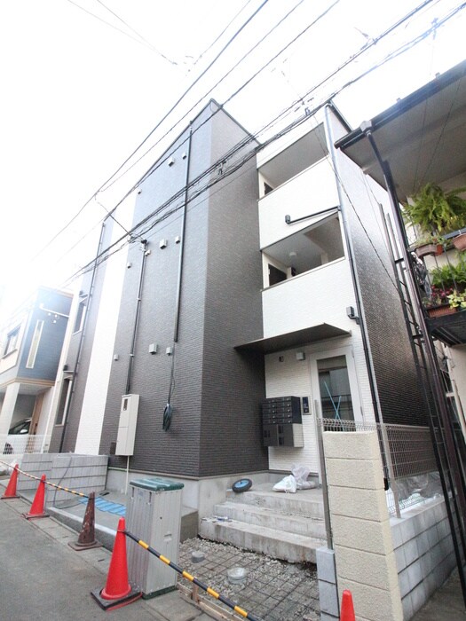 ジーメゾン綾瀬の物件外観写真