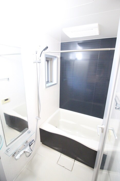 コンフォリア東中野ＤＥＵＸの物件内観写真