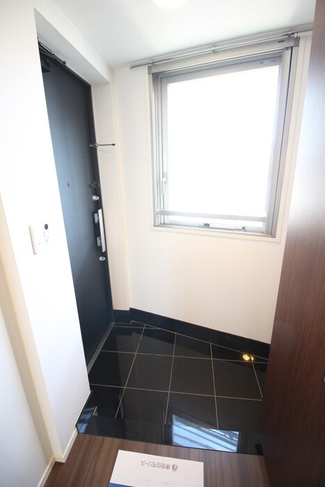 コンフォリア東中野ＤＥＵＸの物件内観写真