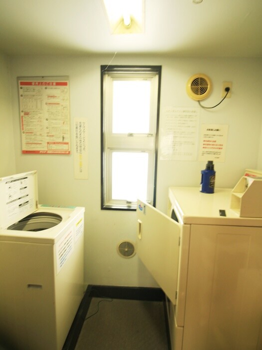 エマーレ中野新橋の物件外観写真