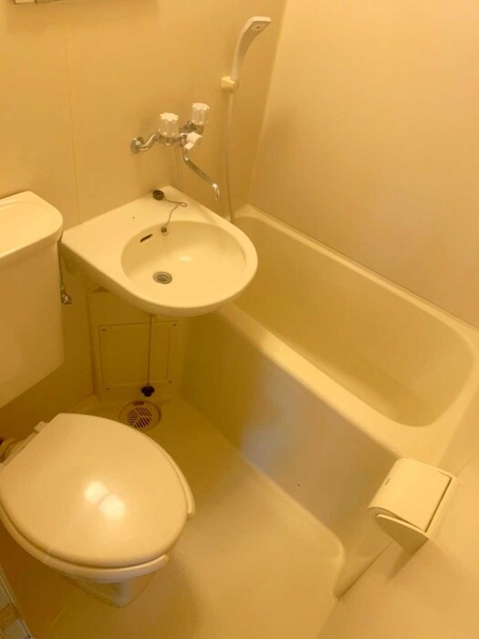 エマーレ中野新橋の物件内観写真