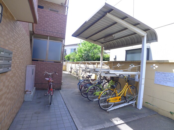 クリエイティブ１２の物件外観写真