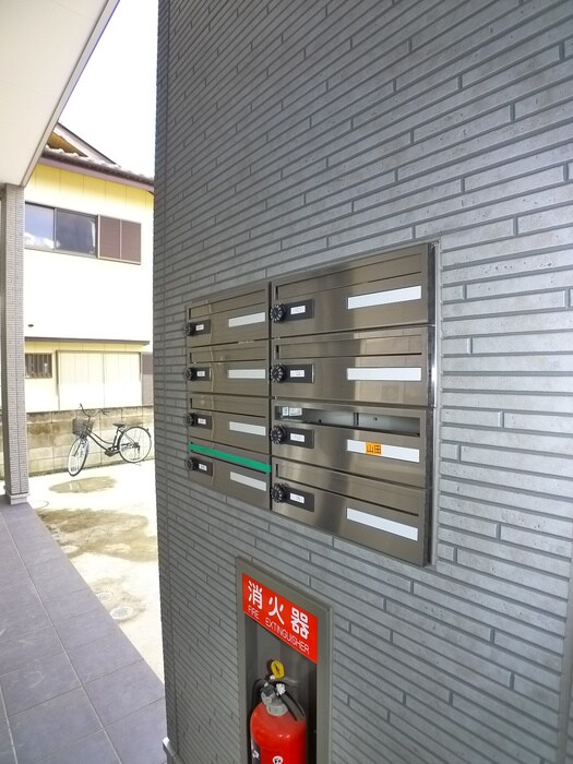 ヒルハイツ上本郷の物件外観写真