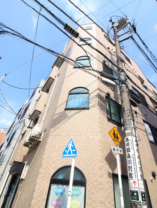 本郷エイジュの物件外観写真