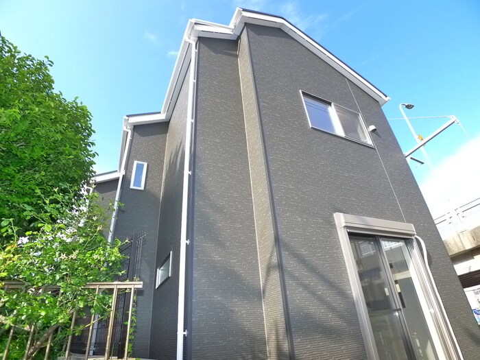 花見川区花園町戸建の物件外観写真