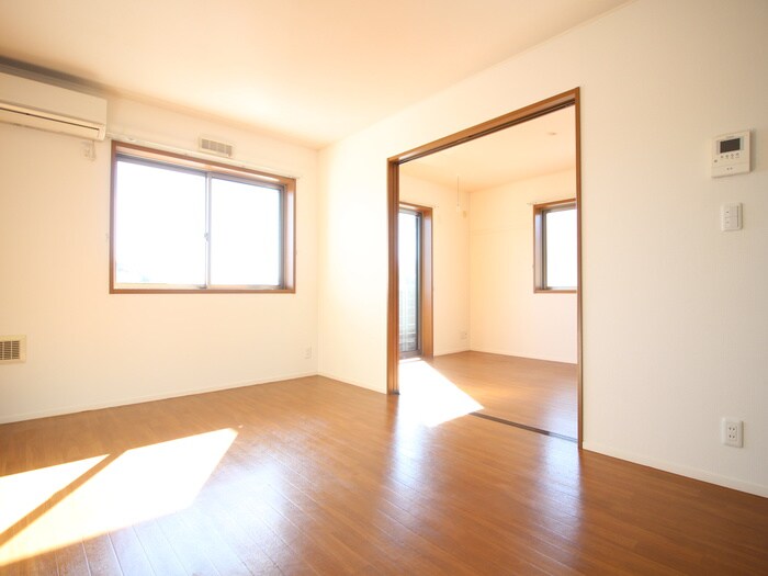 オーチャード・アパートメントＢの物件内観写真