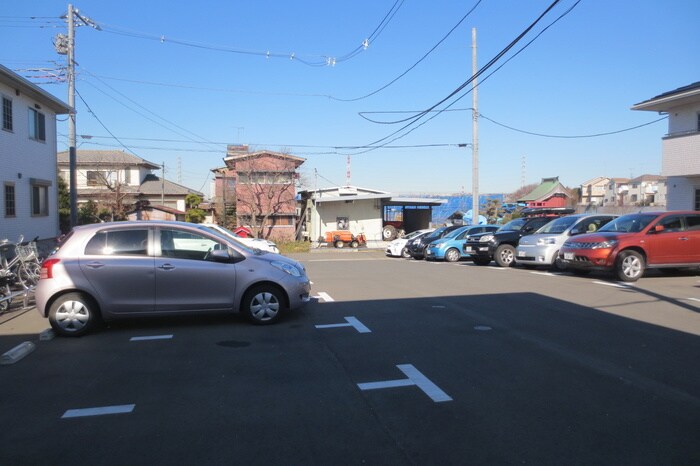 オーチャード・アパートメントＢの物件外観写真