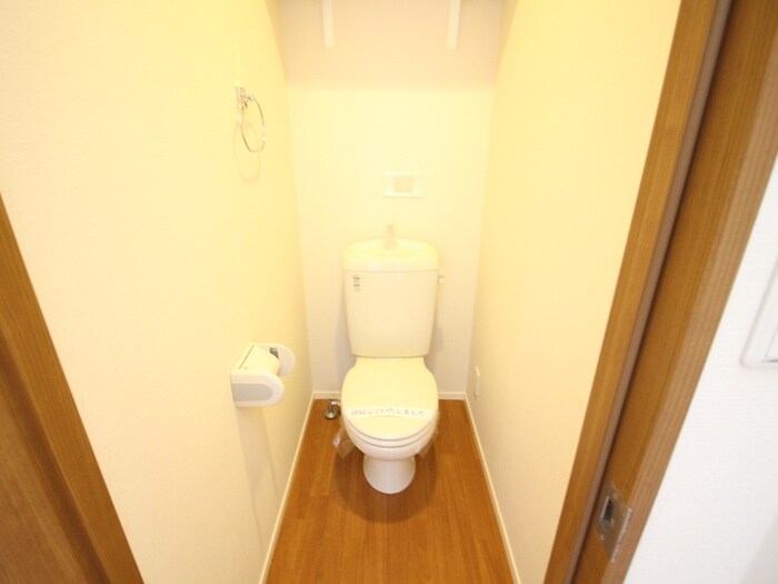 オーチャード・アパートメントＢの物件内観写真