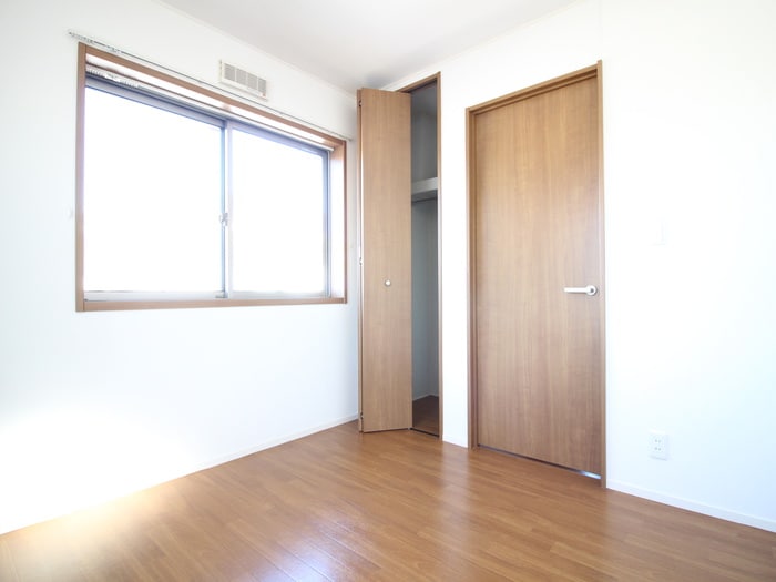 オーチャード・アパートメントＢの物件内観写真