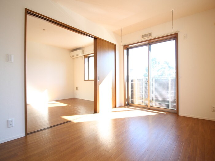 オーチャード・アパートメントＢの物件内観写真