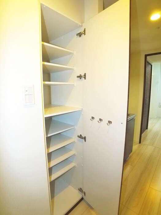 サムティレジデンス市川の物件内観写真