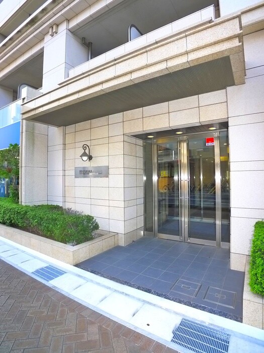 レジディア浦安の物件外観写真