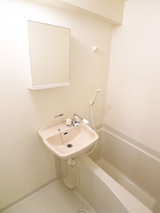 レジディア浦安の物件内観写真