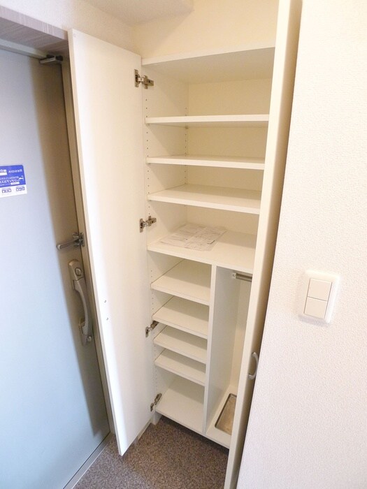 レジディア浦安の物件内観写真