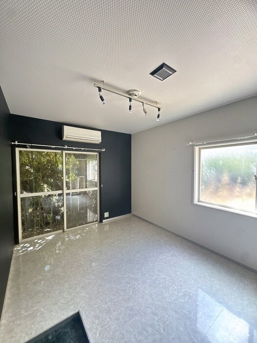 ジョイフルカ－サの物件内観写真