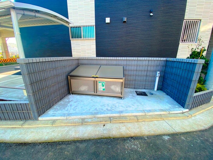 Royal Hillsの物件外観写真