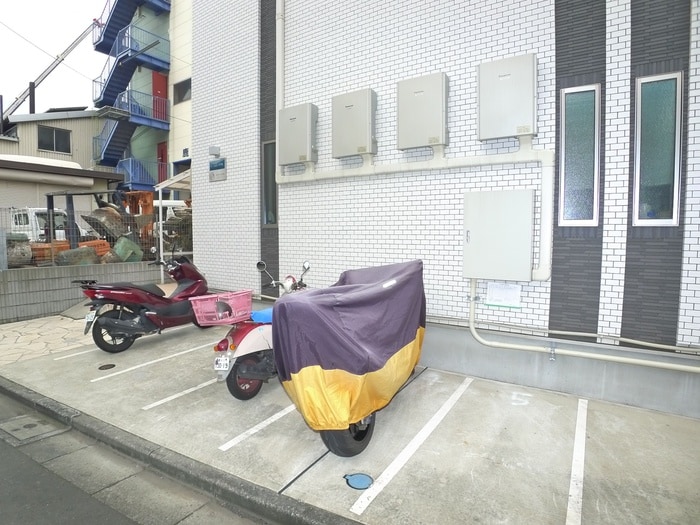 エルカーサHDKの物件外観写真