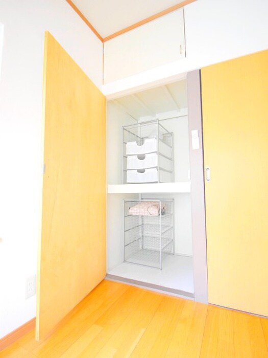 鶴馬一丁目貸家の物件内観写真