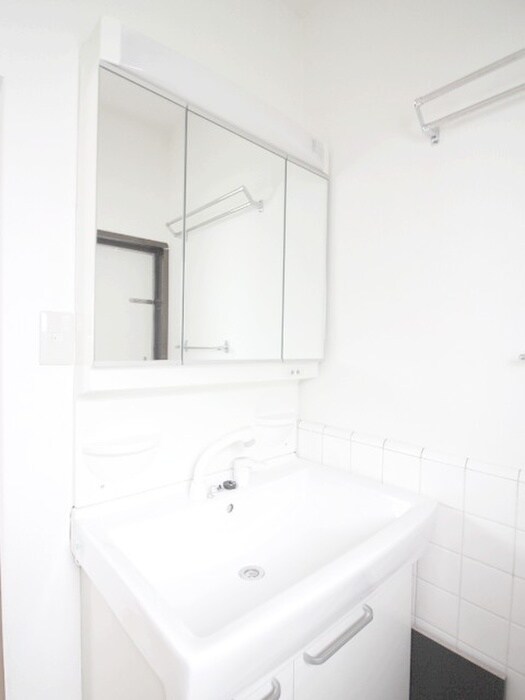 鶴馬一丁目貸家の物件内観写真