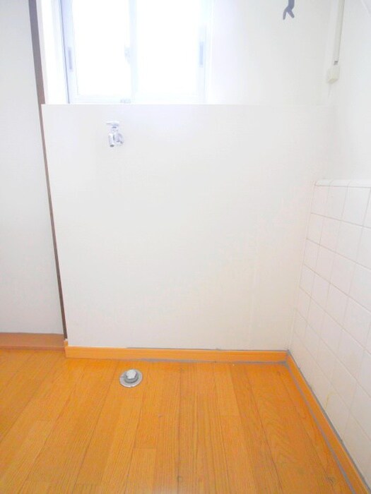 鶴馬一丁目貸家の物件内観写真