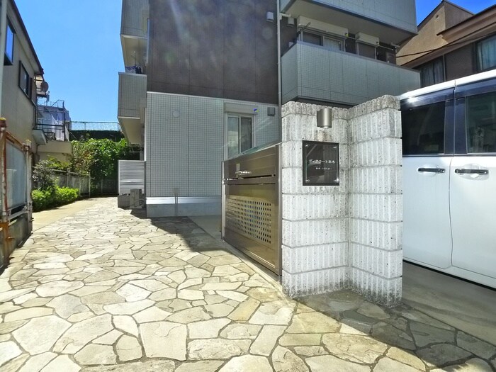 ディアコート本木の物件外観写真