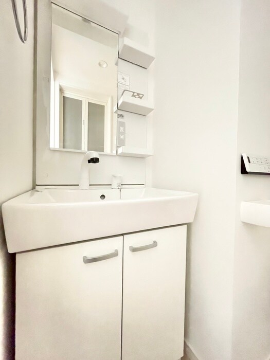 アザーレ・ソラ読売ランド前の物件内観写真