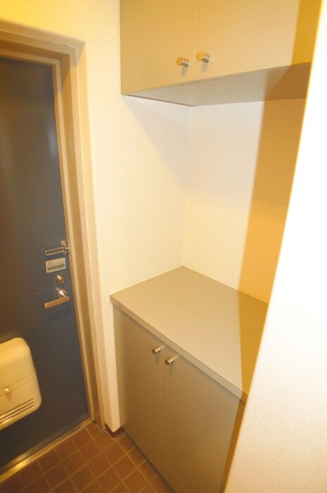 グランドコ－ト美原の物件内観写真