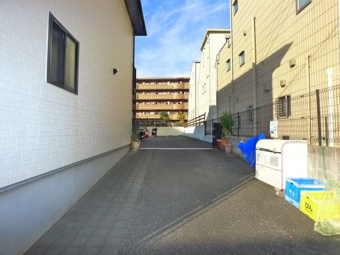 パーシモンコートの物件外観写真