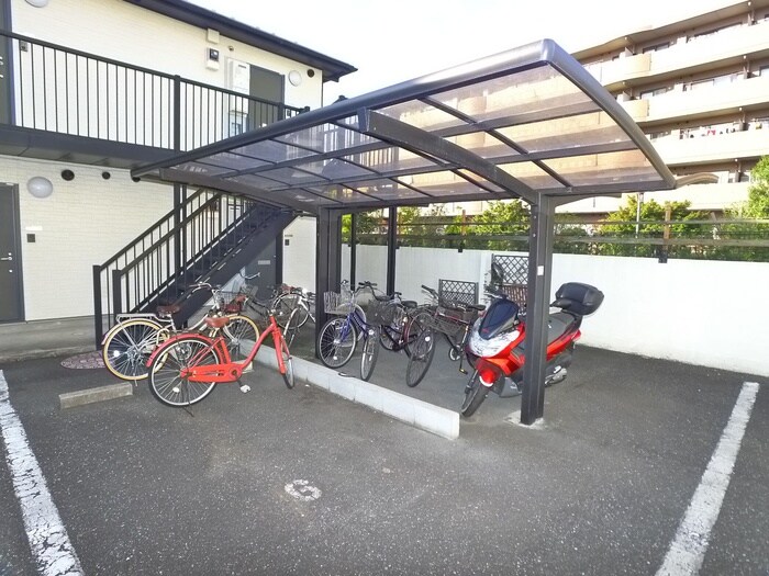 パーシモンコートの物件外観写真