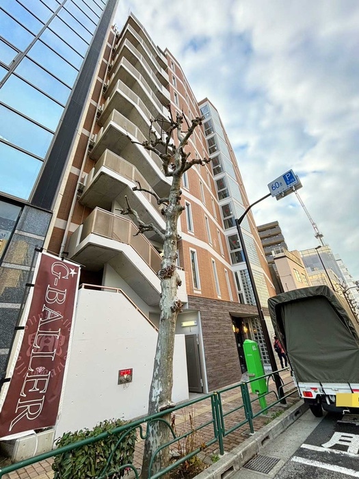 ルミーク根岸の物件外観写真