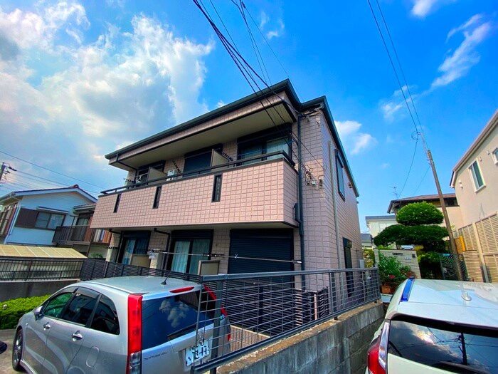 アピアファ－ストの物件外観写真