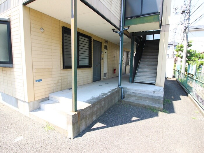 グリ－ンヒルズＢ棟の物件外観写真