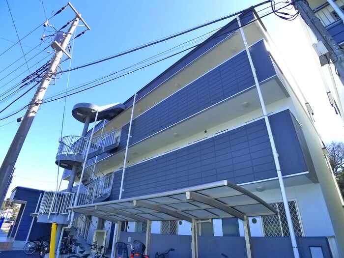 エステート習志野１号棟の物件外観写真