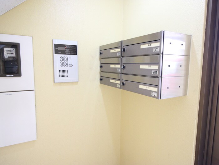 イ－ストハイム高井戸の物件外観写真