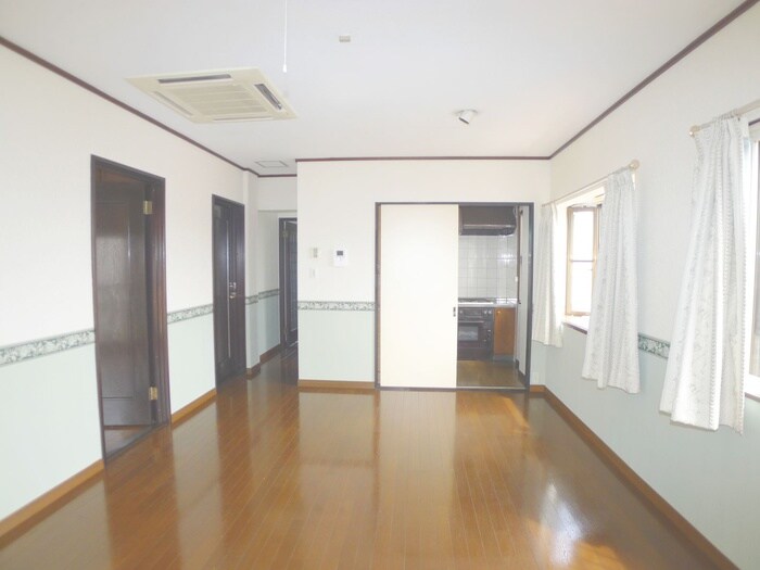 ユーカリビルの物件内観写真