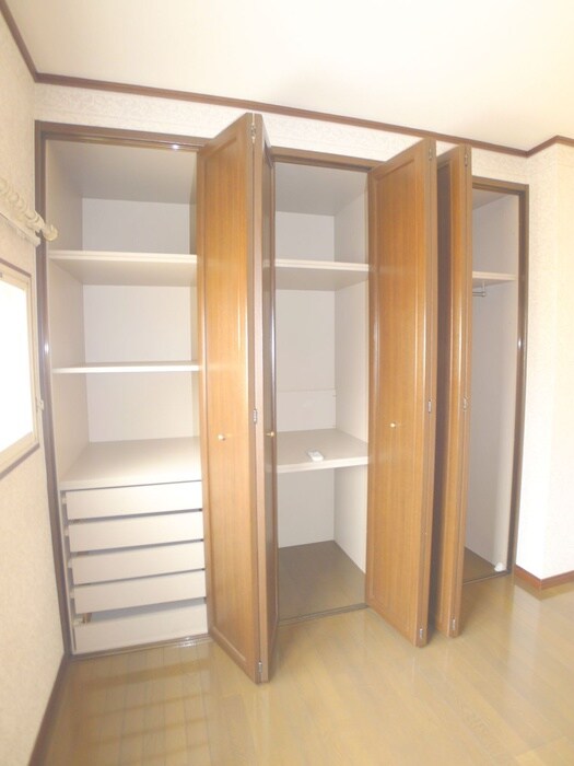 ユーカリビルの物件内観写真