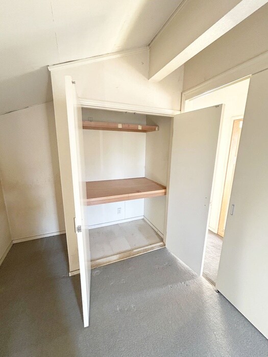 ホワイトタウンハウスの物件内観写真